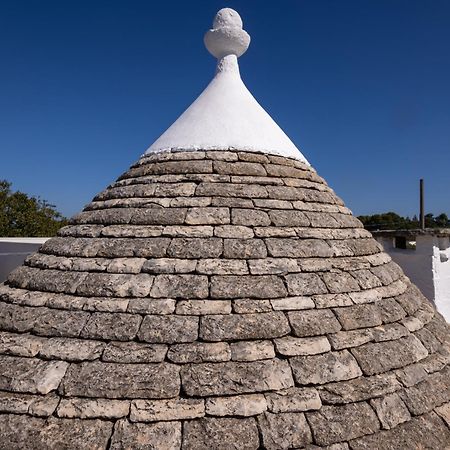Villa With Trullo And Pool, Alberobello Esterno foto