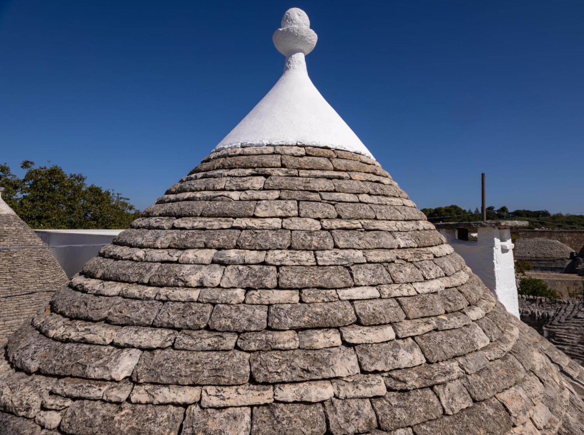 Villa With Trullo And Pool, Alberobello Esterno foto